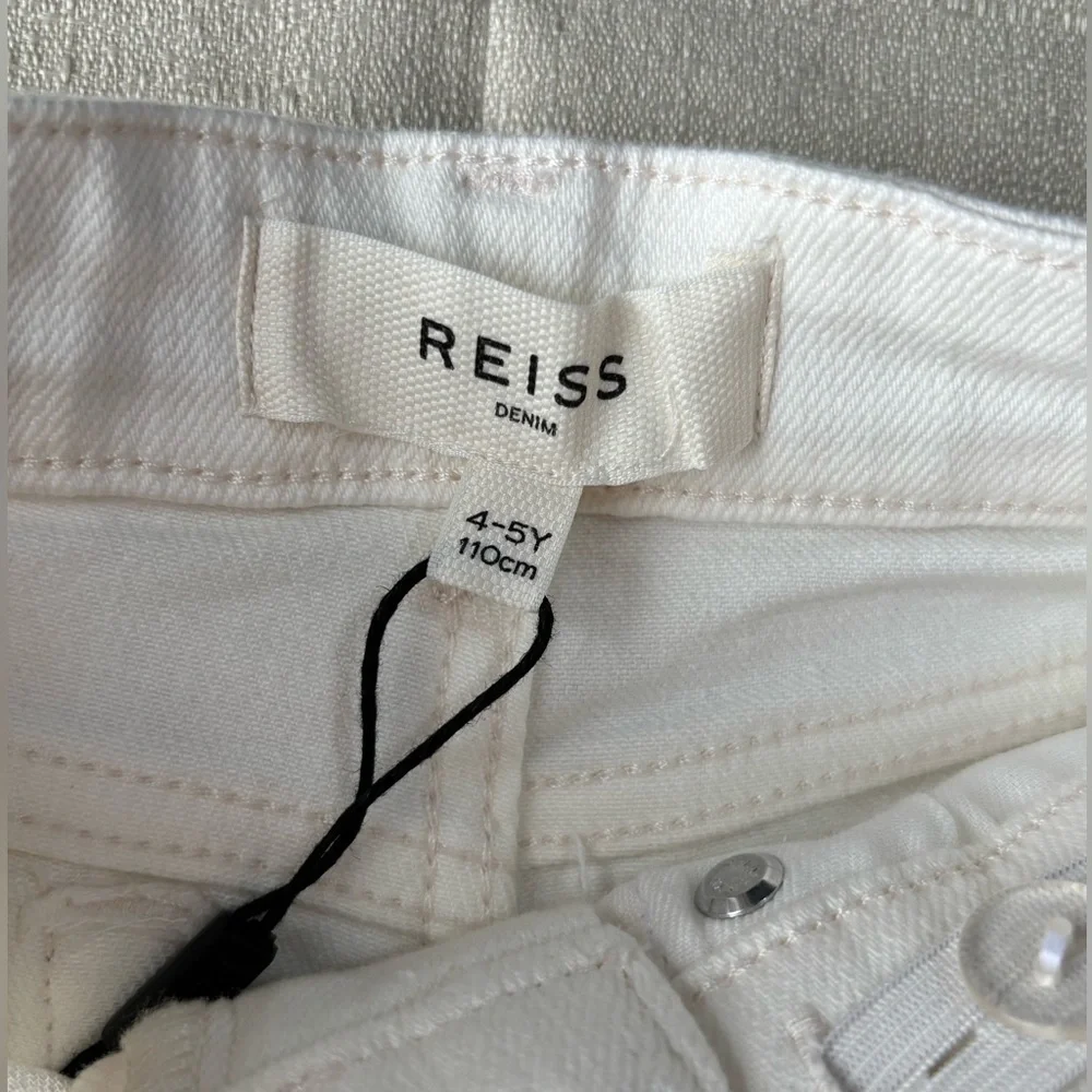 NWT Reiss Mila Jr Denim White Cut Off‎ Shorts Size 4/5